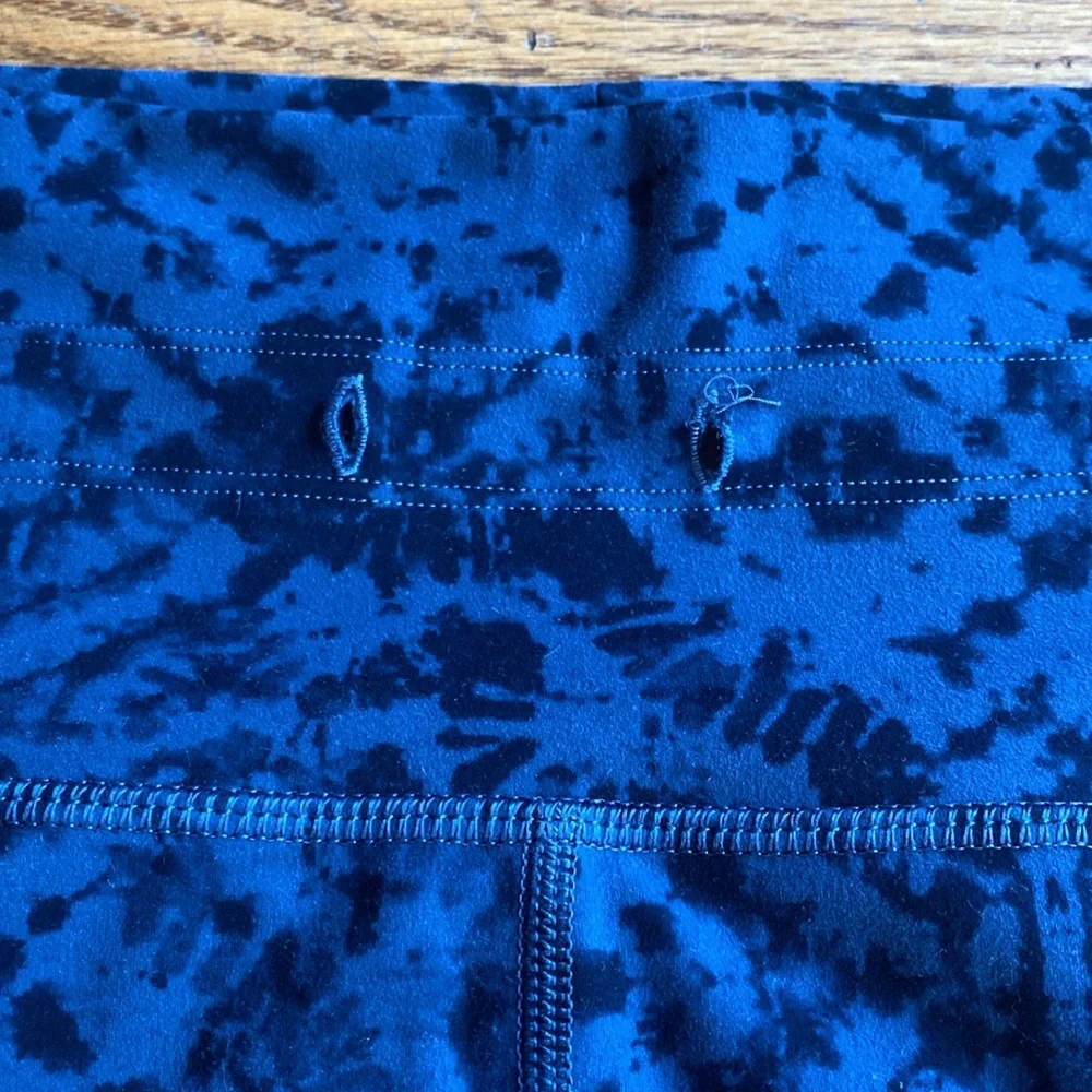 Vuori Daily Joggers Size Medium - Picture 3 of 9